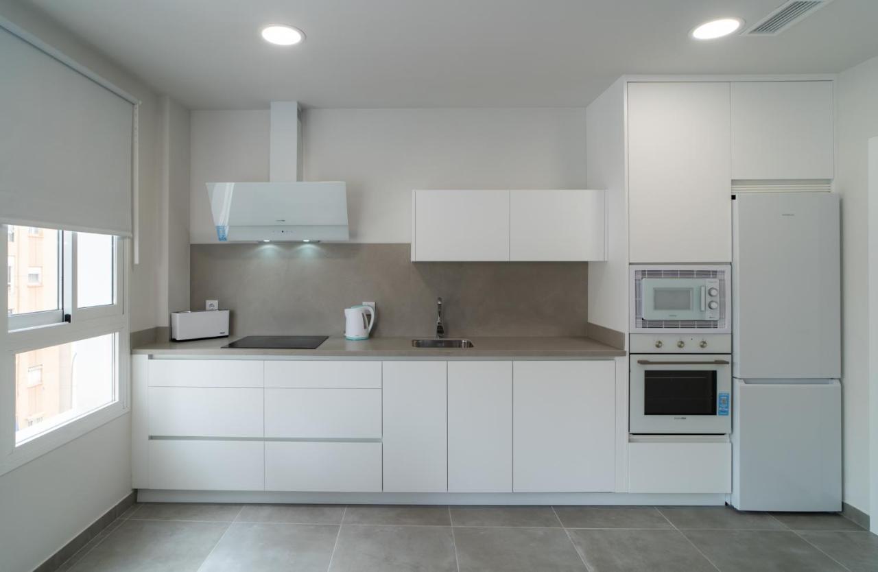 Aac Malaga - Apartamento Con Terraza, Muy Amplio, Totalmente Equipado, Cerca Del Centro Y Nuevo! 외부 사진