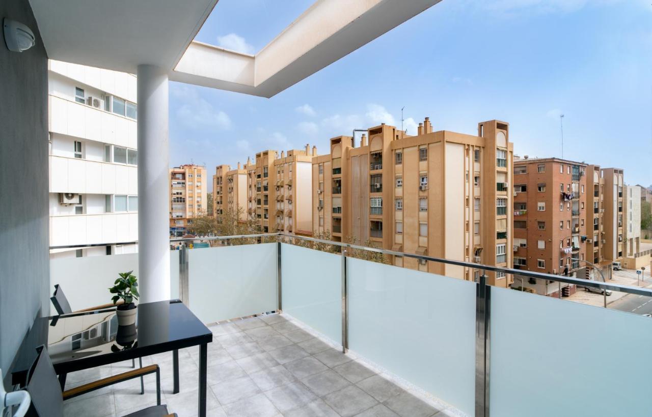 Aac Malaga - Apartamento Con Terraza, Muy Amplio, Totalmente Equipado, Cerca Del Centro Y Nuevo! 외부 사진