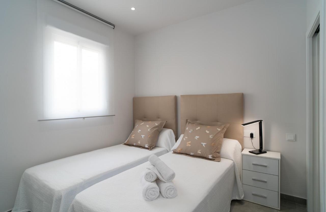 Aac Malaga - Apartamento Con Terraza, Muy Amplio, Totalmente Equipado, Cerca Del Centro Y Nuevo! 외부 사진