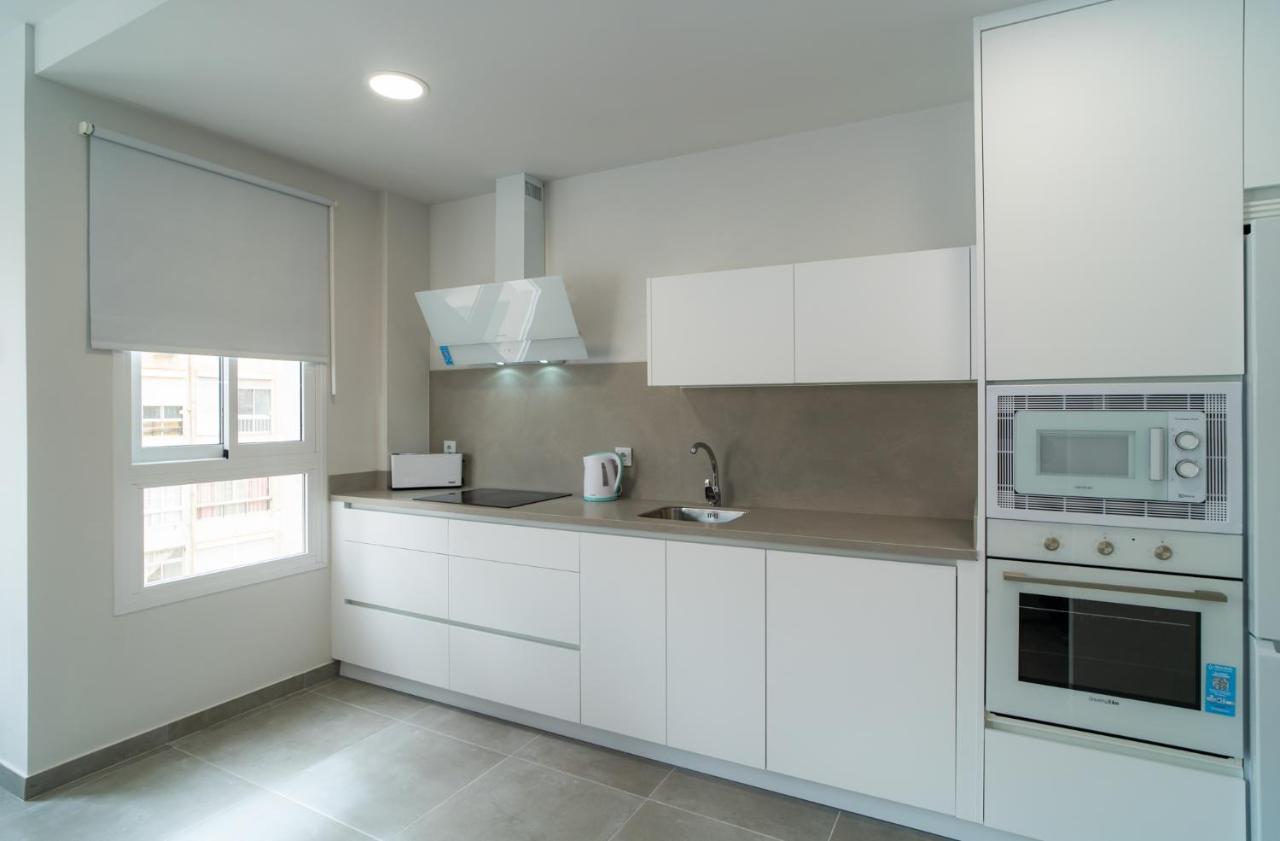 Aac Malaga - Apartamento Con Terraza, Muy Amplio, Totalmente Equipado, Cerca Del Centro Y Nuevo! 외부 사진