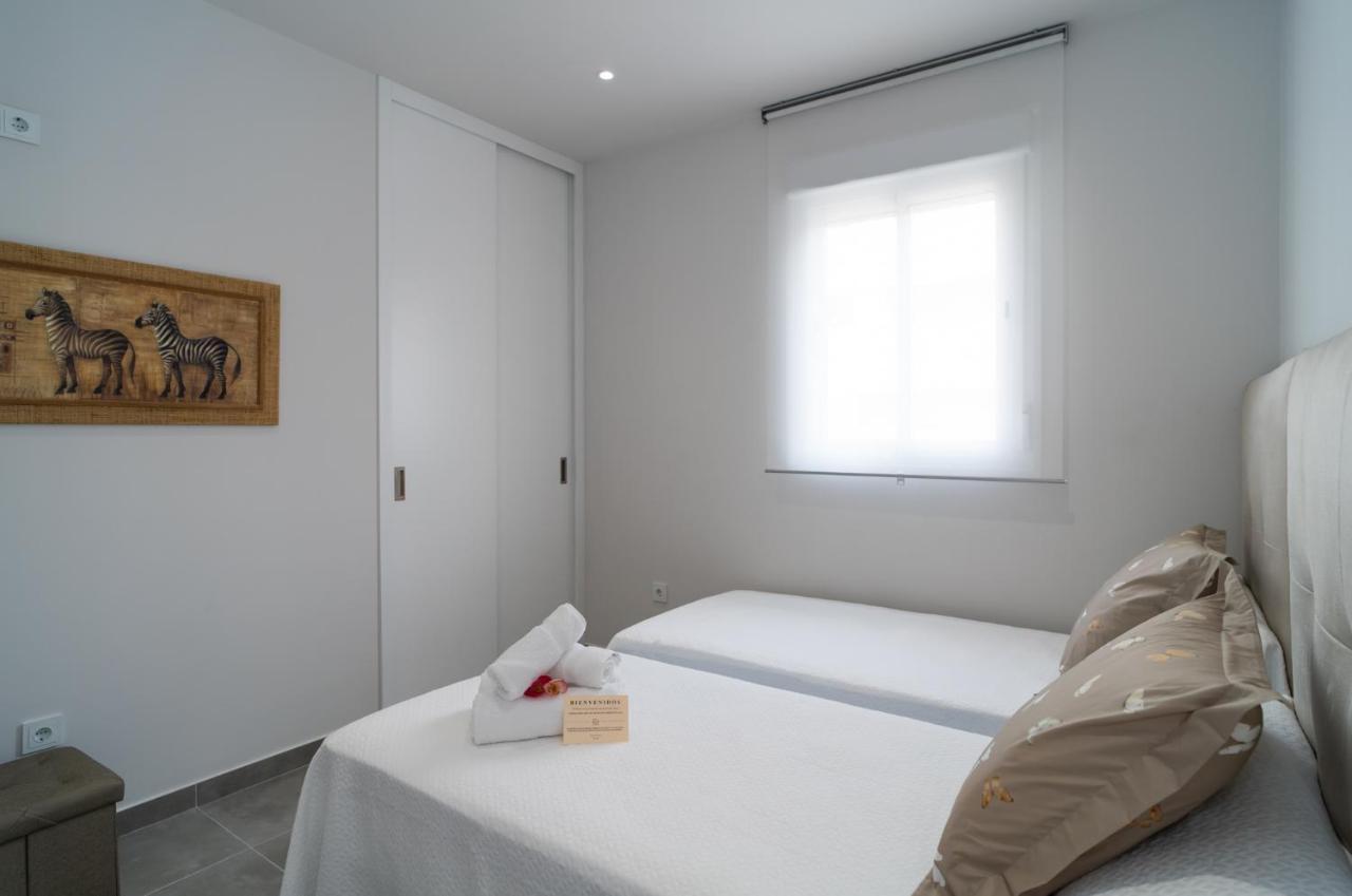 Aac Malaga - Apartamento Con Terraza, Muy Amplio, Totalmente Equipado, Cerca Del Centro Y Nuevo! 외부 사진
